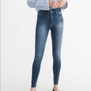 Simone high rise jean leggings, Abercrombie and Fitch, size 26.
